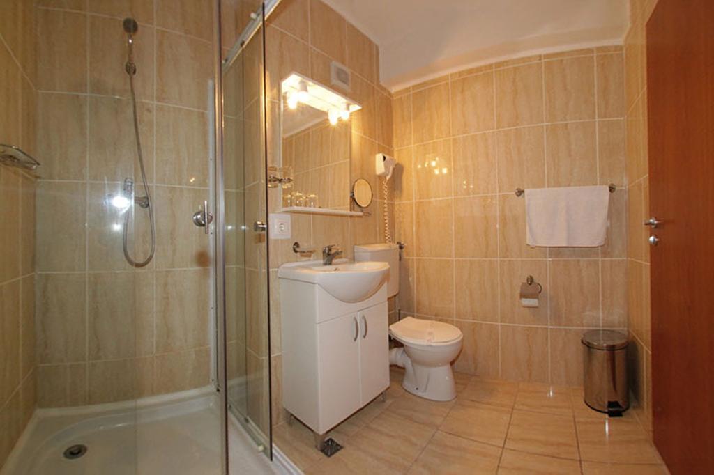 Hotel International Băile Herculane Cameră foto